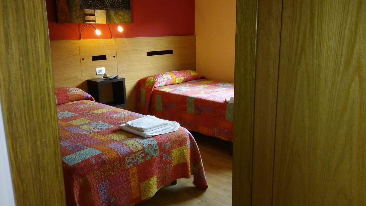 Hostal-Meson Vilasante Triacastela Bagian luar foto