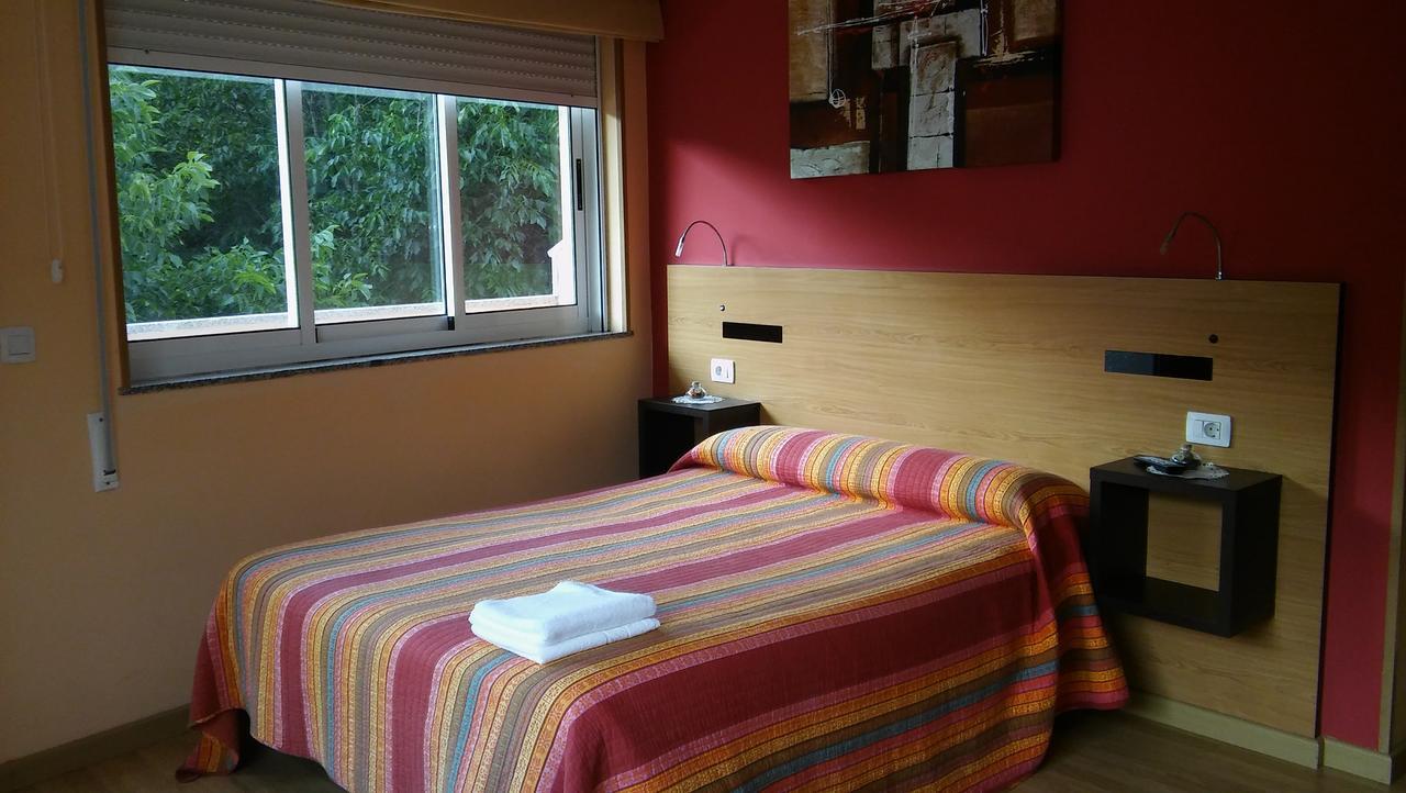 Hostal-Meson Vilasante Triacastela Bagian luar foto