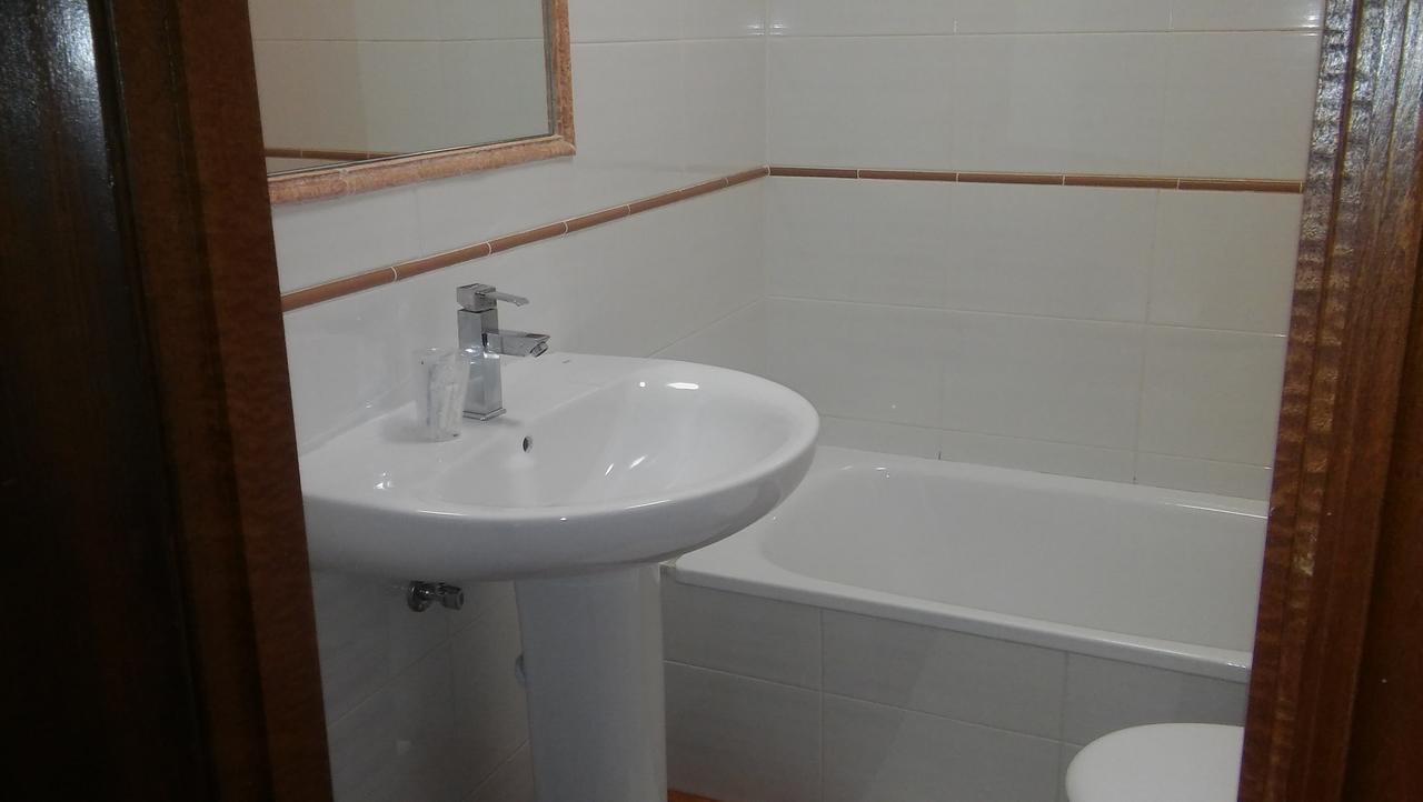 Hostal-Meson Vilasante Triacastela Bagian luar foto